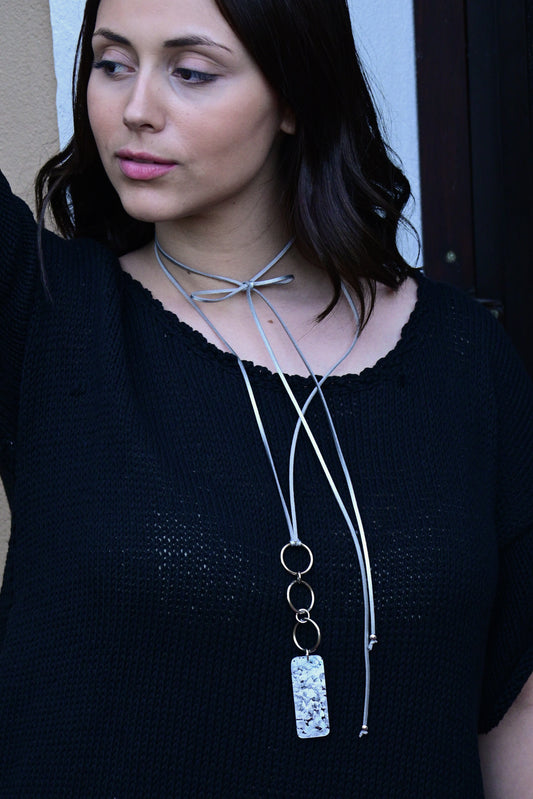 Collar INES